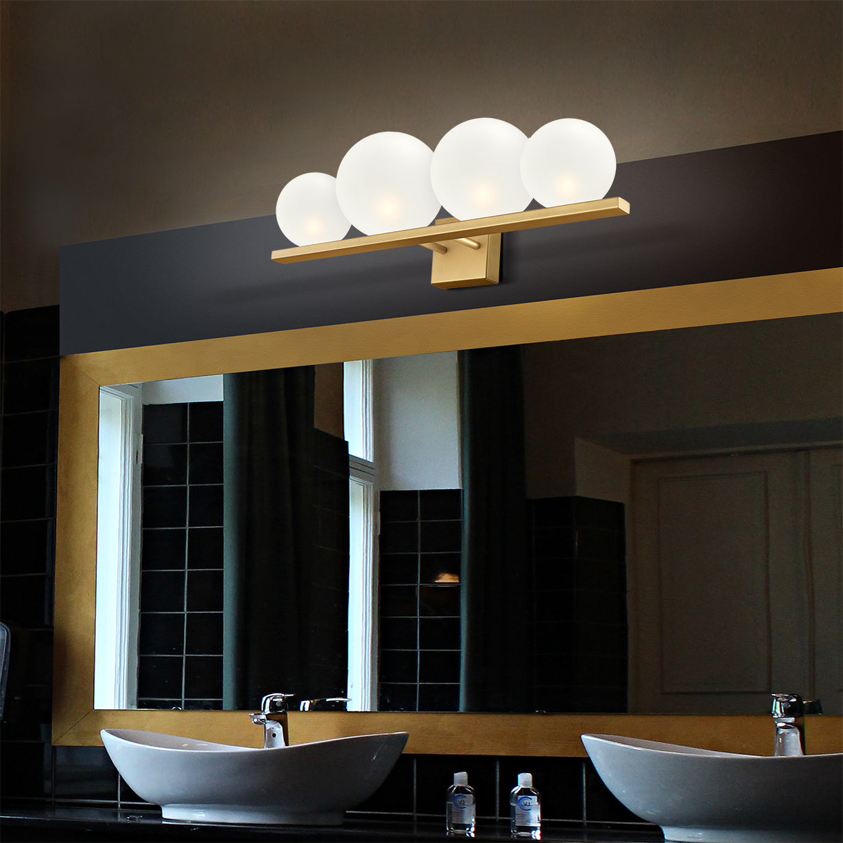 Wall Light Wall 4-lamp – Luma