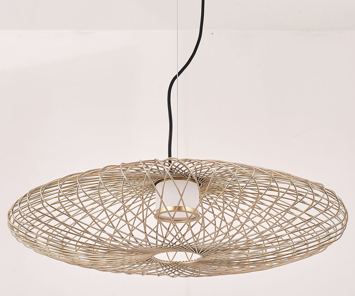 Pendant Light Gold, Metal, Ø61 cm – Luma