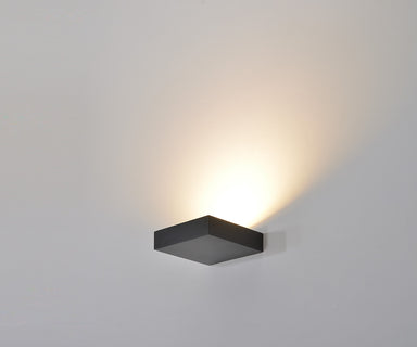 Wall Light – Luma